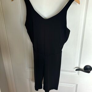 Lululemon short body suit